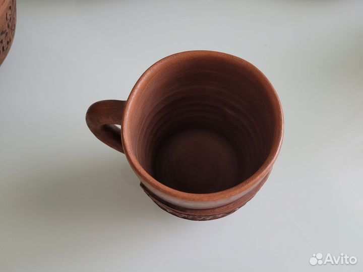 Глиняная кружка