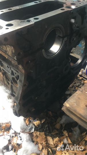 Блок цилиндров 4HK1 NQR90 NPR75 FSR90 NQR75