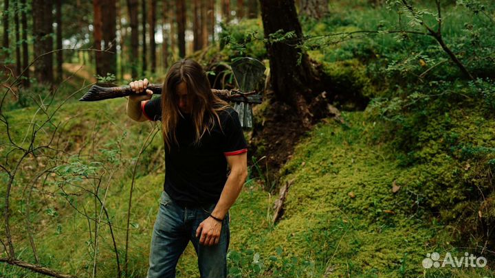 Топор двусторонний кованый Гром