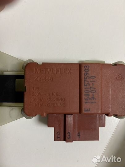 Убл замок люка indesit iwsb5093