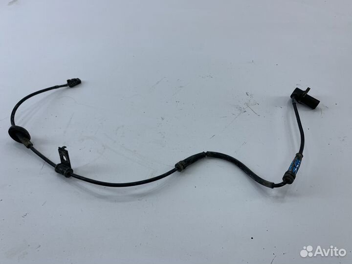 Santa Fe Classic Датчик ABS правый передний