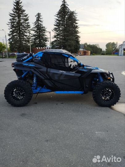 BRP CAN-AM maverick X RC turbo RR