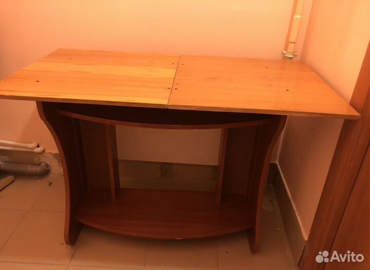 Компьютерный стол