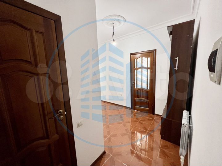 2-к. квартира, 52,1 м², 1/3 эт.