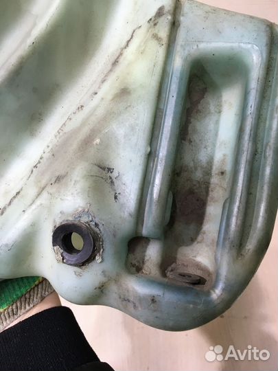 Бачок омывателя Ауди А6 С5