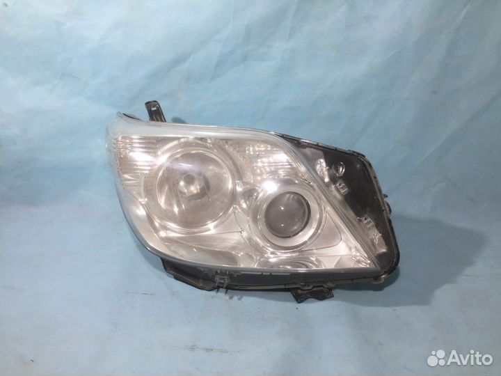 Фара правая (галоген) Land Cruiser Prado 150 Прадо