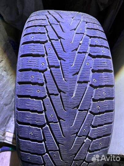 Nokian Tyres Hakkapeliitta 7 285/60 R18 116T