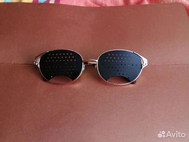 Очки тренажёры перфорационные