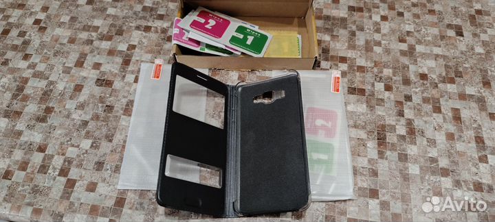 Чехол и 2 стекла на Samsung J5 2016