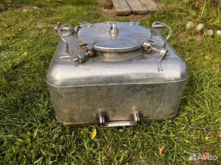 Бак пищевой нержавейка от военной кухни 50л