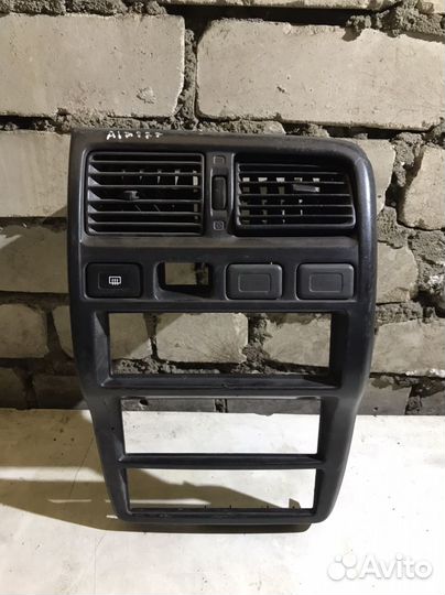 Накладка центральной консоли Nissan Almera N15