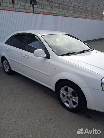 Chevrolet Lacetti 1.6 МТ, 2011, 290 000 км