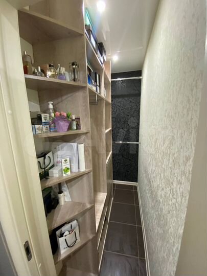 1-к. квартира, 40 м², 4/9 эт.