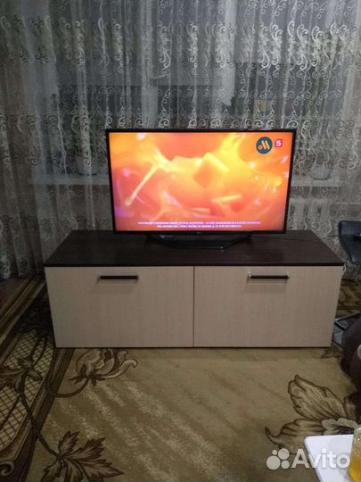 Тумба под телевизор