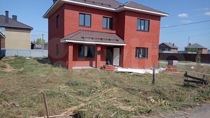 Коттедж 170 м² на участке 6 сот.