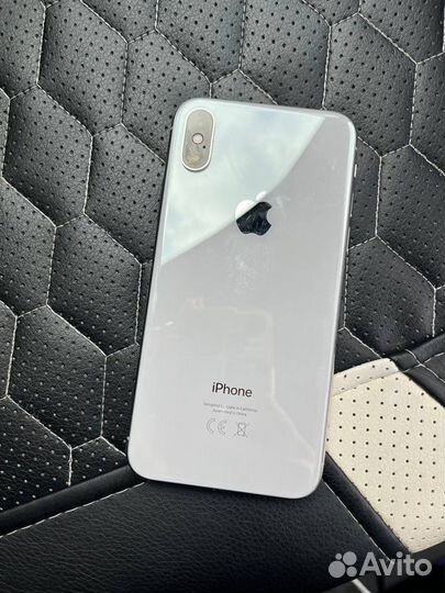 iPhone X, 64 ГБ