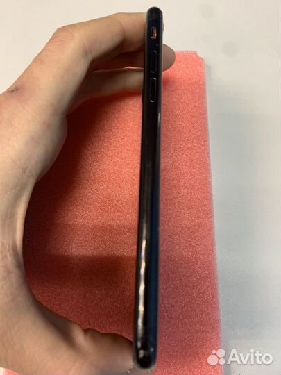 iPhone 7, 32 ГБ
