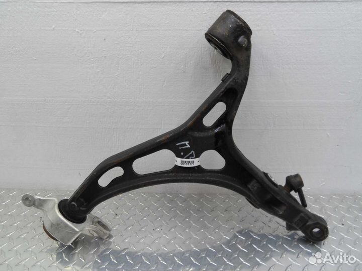 Рычаг передний правый нижний Dodge Durango 3 WD