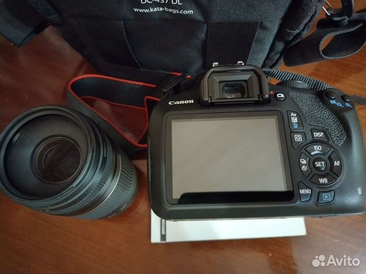 Зеркальный фотоаппарат canon 1200d