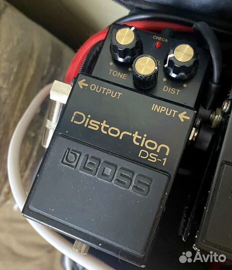 Гитарная педаль Boss DS-1 Anniversary
