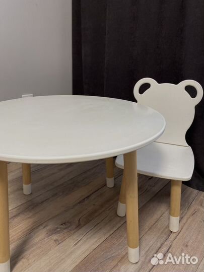 Детский стол и стул