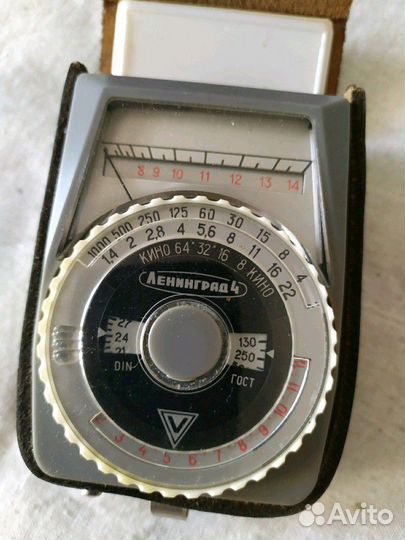 Фотоэкспонометр Ленинград-4. Светофильтры желтые