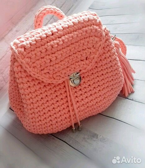 Вязаные рюкзаки и сумки из трикотажной пряжи