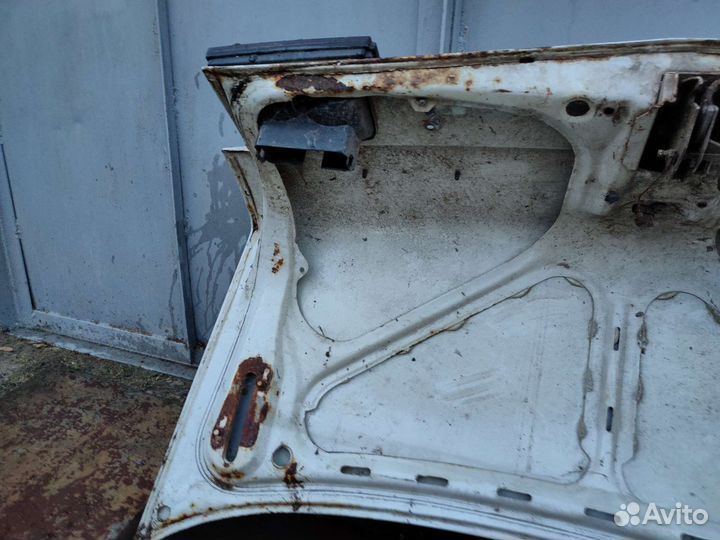 Крышка багажника от ваз 2110