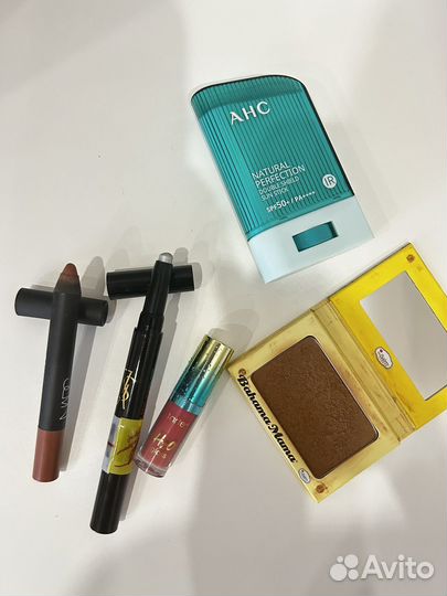 Набор косметики пакетом