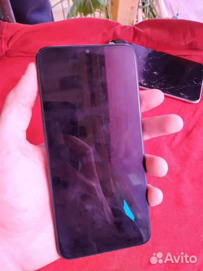 Мобильные телефоны