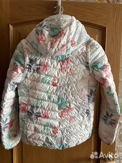 Куртка на девочку