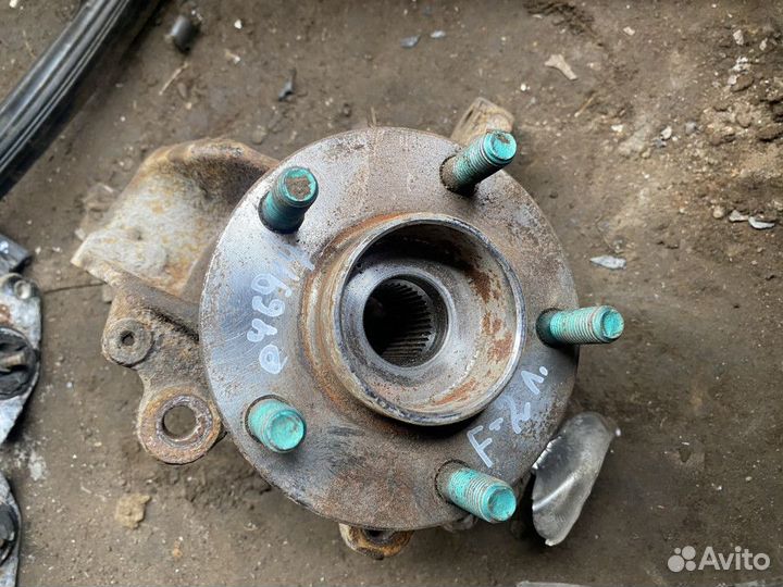 Кулак поворотный передний левый Ford Focus 2 2005