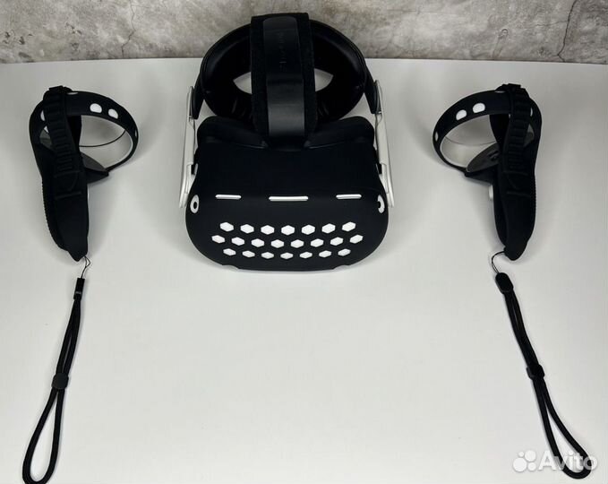 VR очки Шлем Oculus Quest 2 с полным комплектом