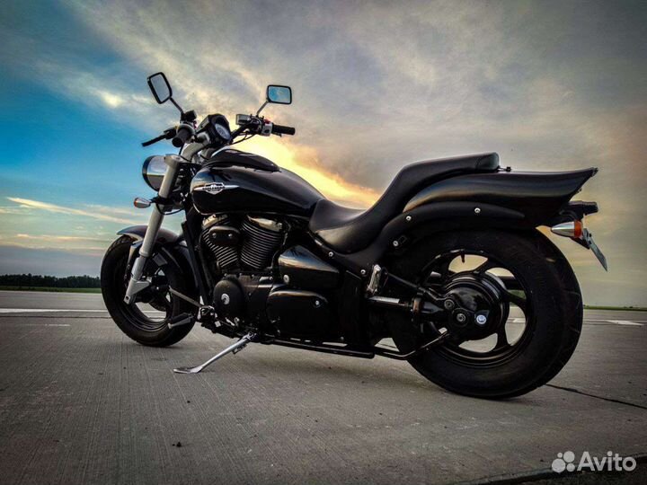 Suzuki boulevard m50