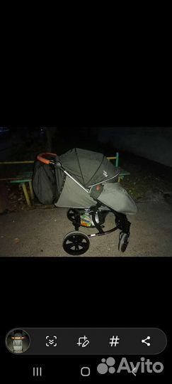 Прогулочная коляска