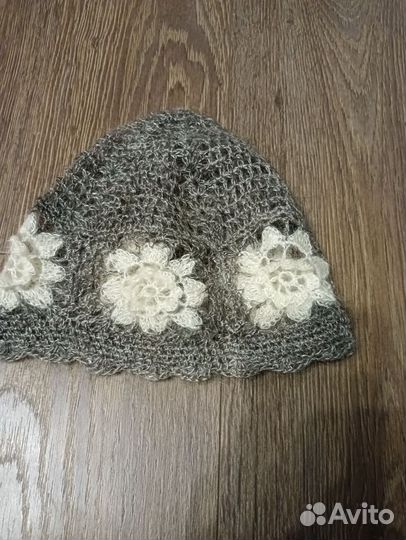 Шапка ажурная ручной работы