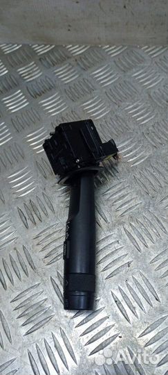 Переключатель подрулевой Chevrolet Aveo T300 1.6