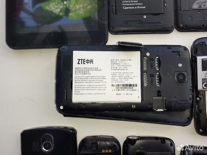 Телефоны на запчасти