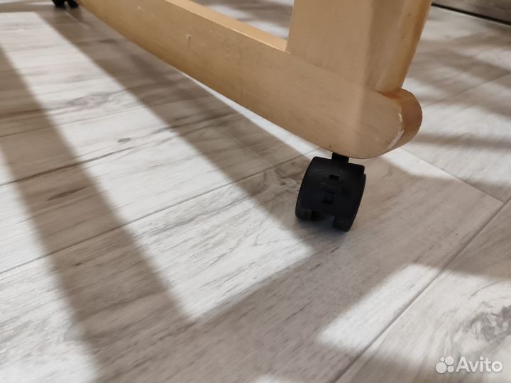 Детская кроватка качалка