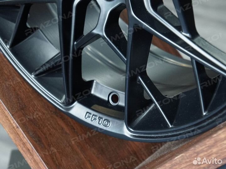 Литые диски HRE R21 на Audi. Арт3423