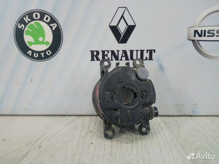 Фара противотуманная птф Туманка Renault duster