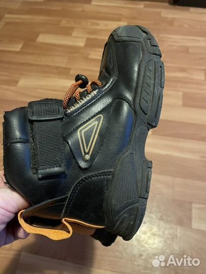 Ботинки демисезонные для мальчика 30