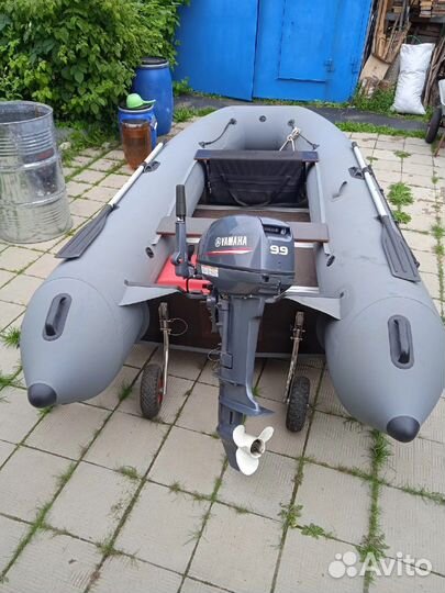Продам лодку с мотором