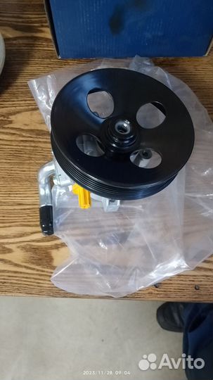 Насос гура Шевроле Лачетти 1.8