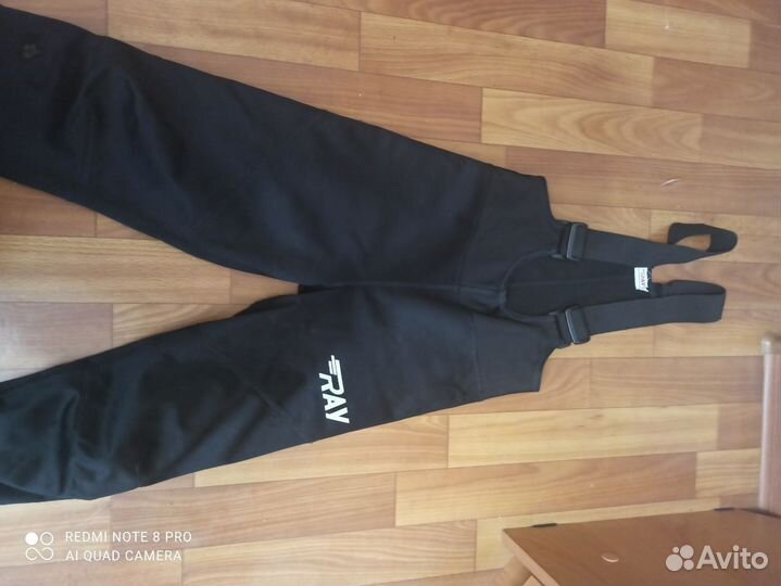 Спортивный лыжный комтюм