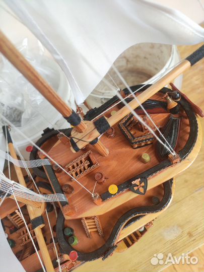 Модель корабля из дерева Царь