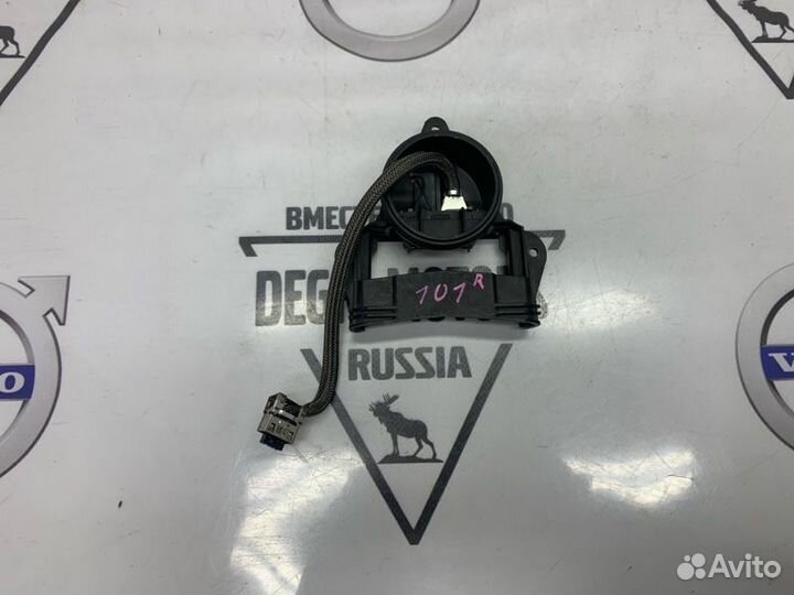 Кронштейн блока розжига Volvo S60 V60 -18 89502351