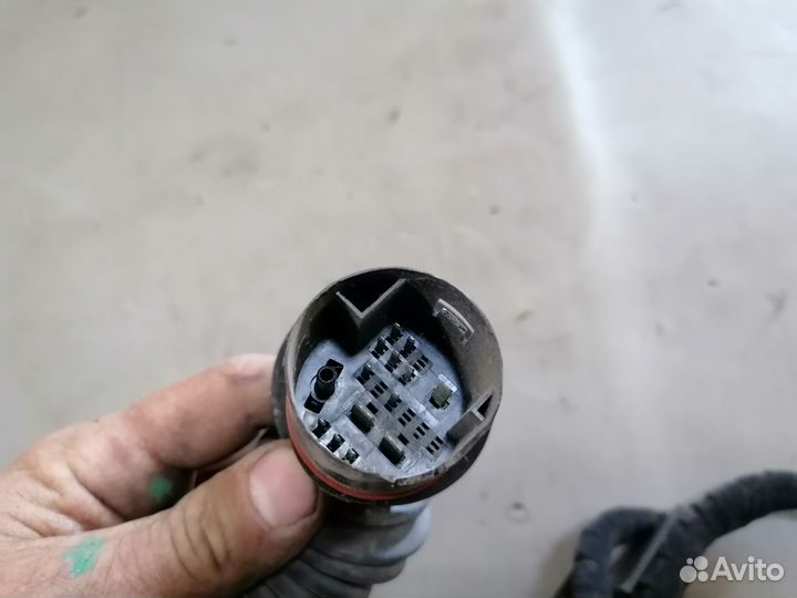 Коса двери передней правой VW Polo 2000 год