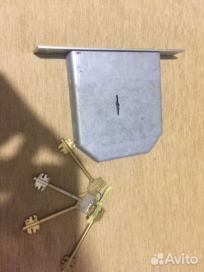 Продам замок для входной двери