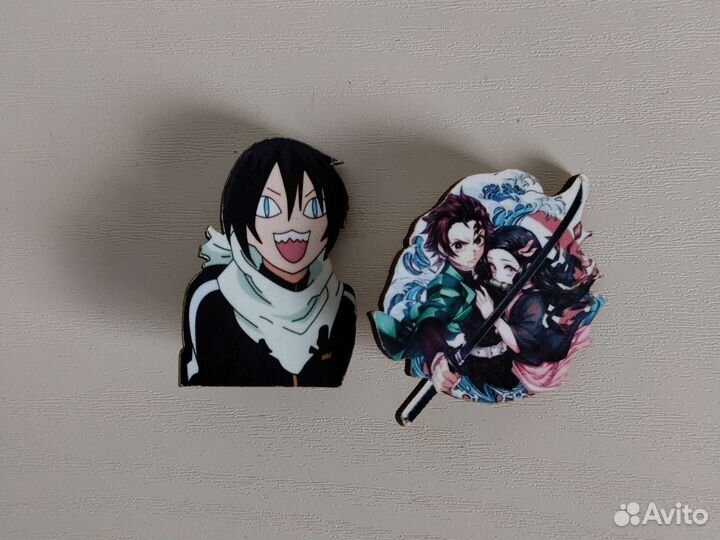 Аниме значки